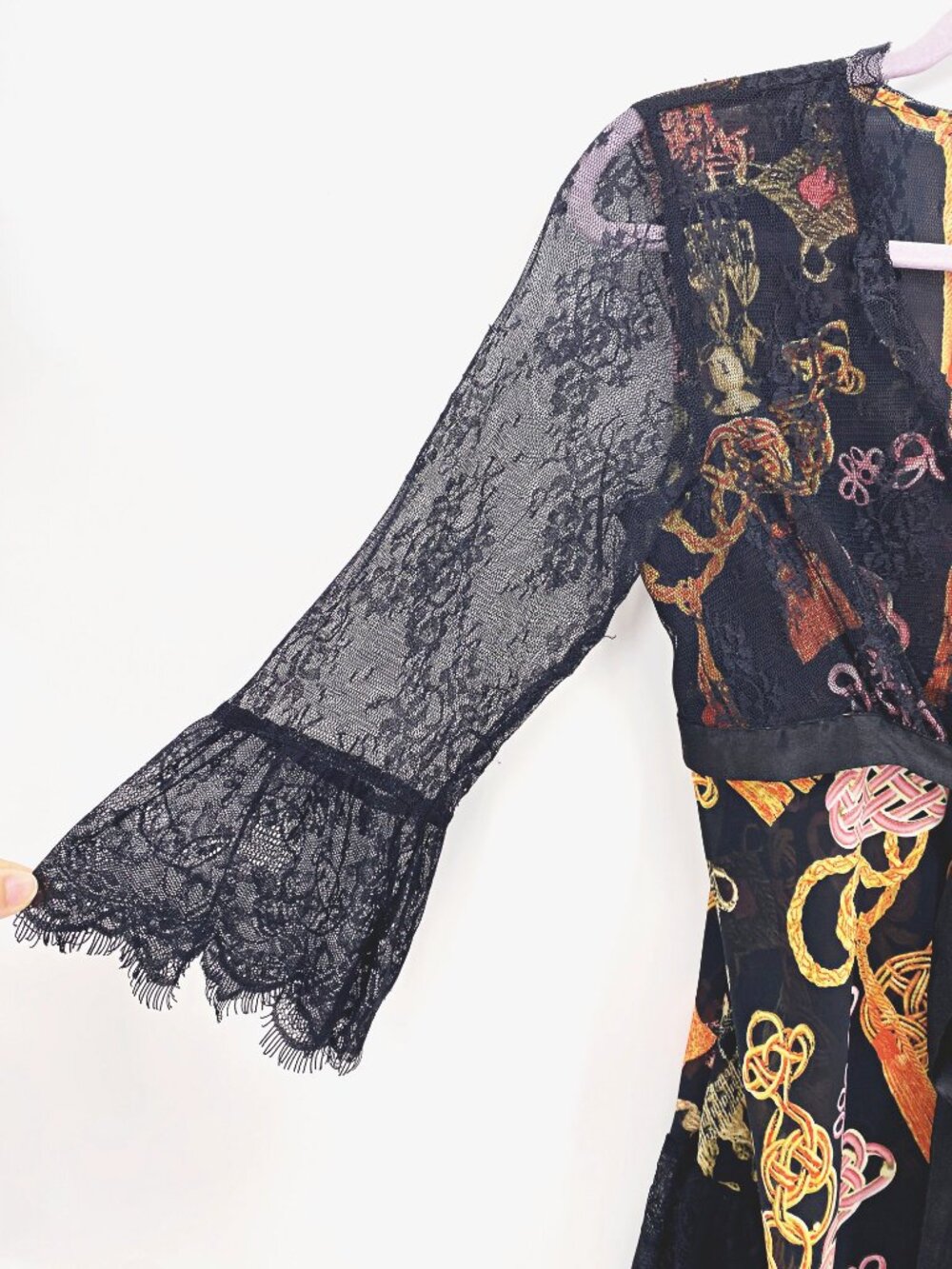 Violet & Claire Y2K Lace Empire Waist Top - Picture 2 of 8